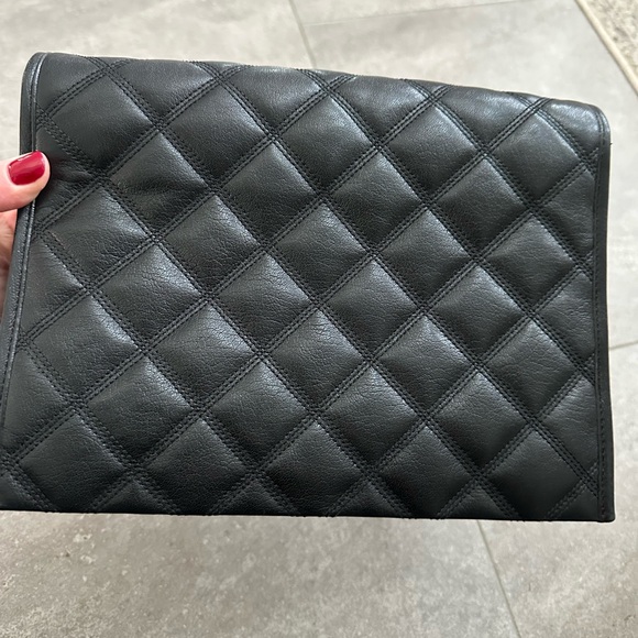 Saint Laurent Becky Handbag - Picture 9 of 17